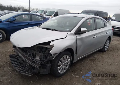 2018 Nissan Sentra S z USA, uszkodzony, nr VIN 3N1AB7AP1JY279889